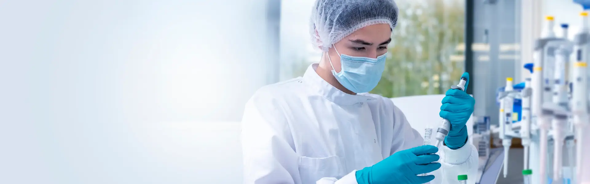 <strong>Versatile</strong>: Useful at any stage of your cancer care journey.